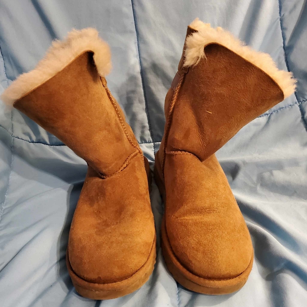 UGG NASH WOMEN BOOTS CHESTNUT US 6 /UK 4.5 /EU 37/ JA 23